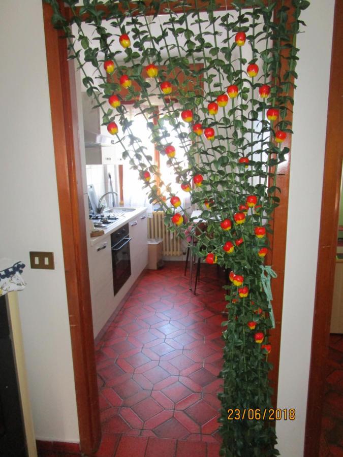 Apartamento Rainbow House Esino Lario Exterior foto